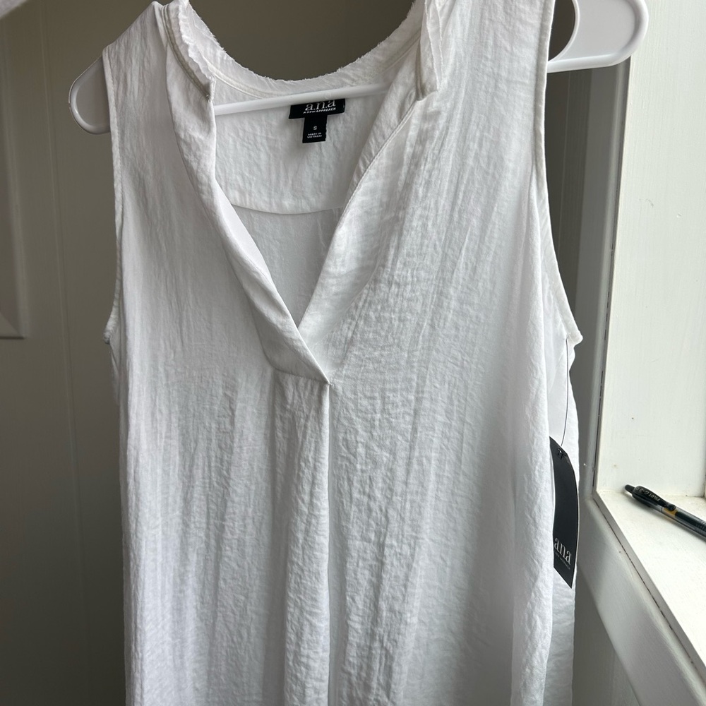 a.n.a White Sleeveless Tank Top